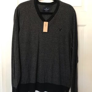 NWT American Eagle V-Neck Charcoal Black sweater